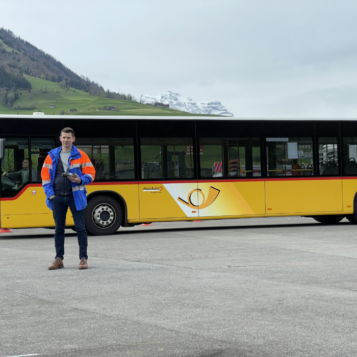 Bus